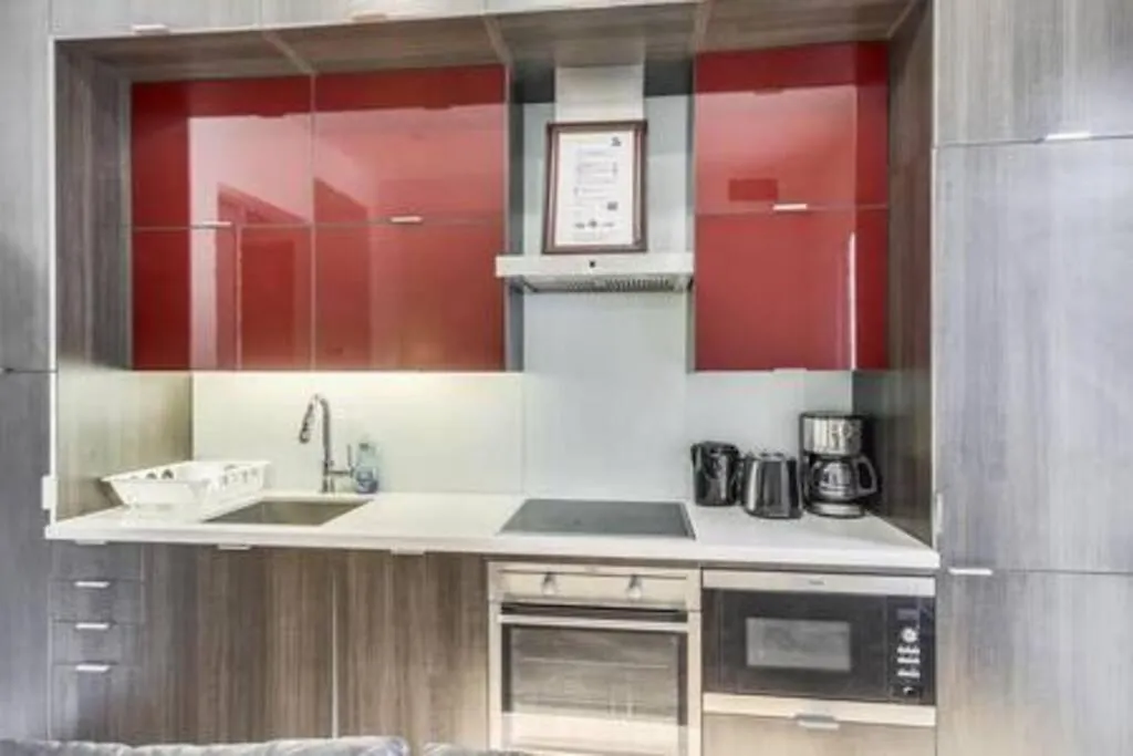Apartment Elegant Condo Downtown On Front West Street II Toronto