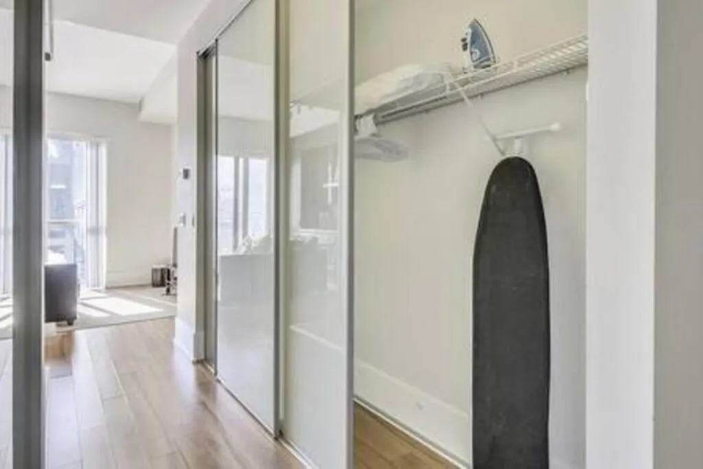 Elegant Condo Downtown On Front West Street II Toronto 0*,  Canada